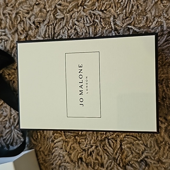 Jo Malone 30 ml Sakura blossom EMPTY box - Picture 4 of 6